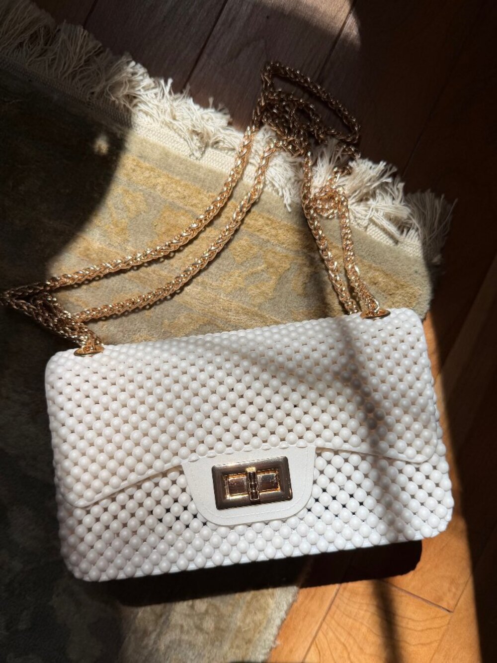 White rubber chain purse